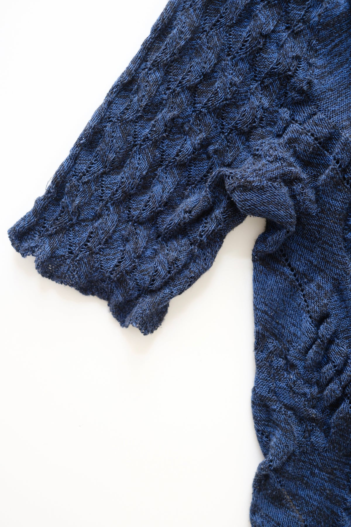 Vintage navy blue high neck shortsleeved knit top