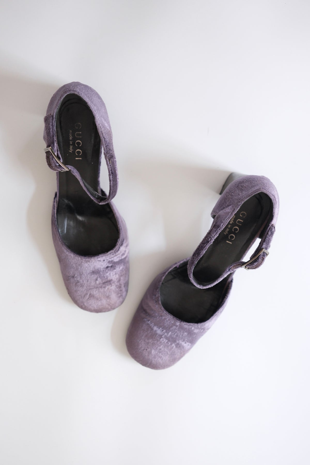 Gucci by Tom Ford light purple velvet mary jane pumps