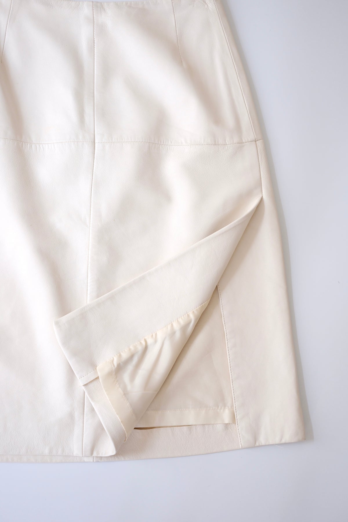 Vintage Escada off white leather midi skirt with slit