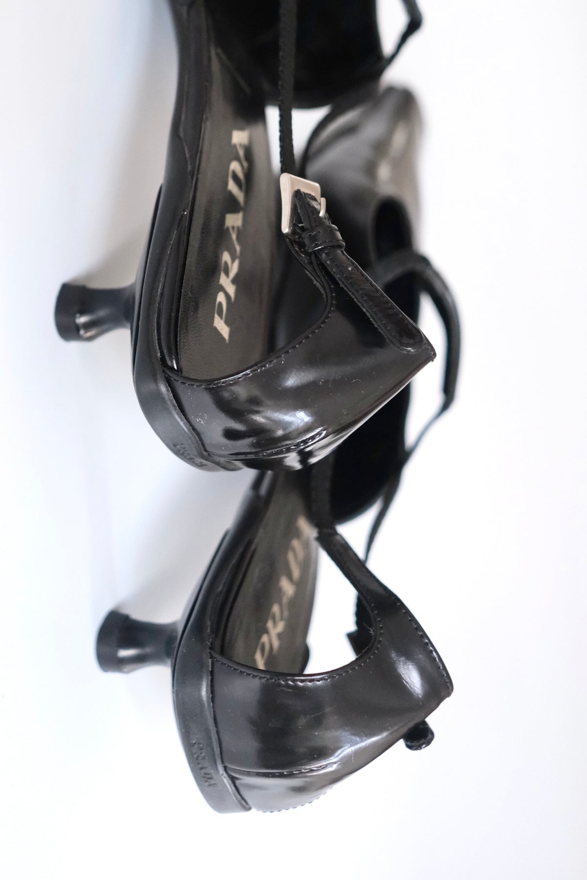 Prada SS 2000 black patent leather t-strap slingback kitten heels