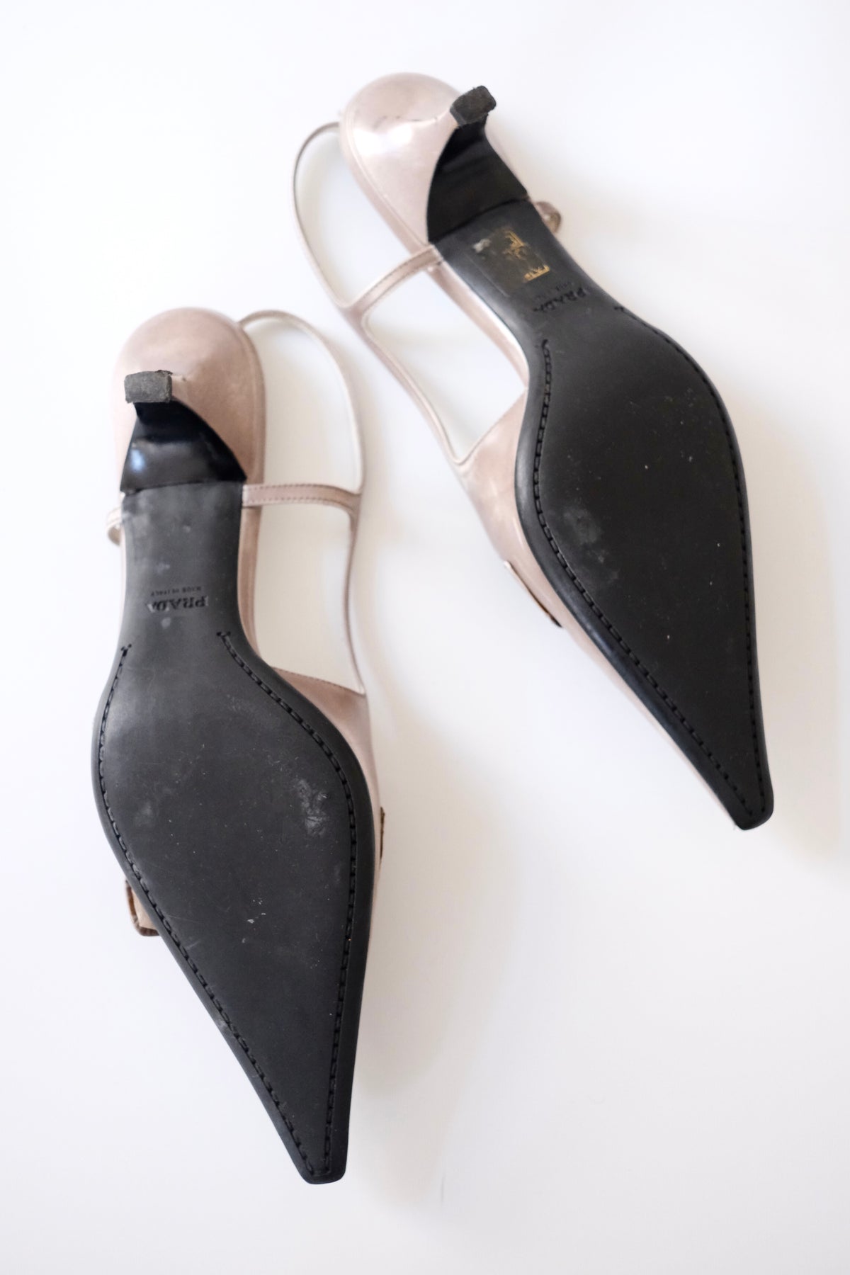 Prada SS 2018 grey leather kitten heel pointy slingback pumps