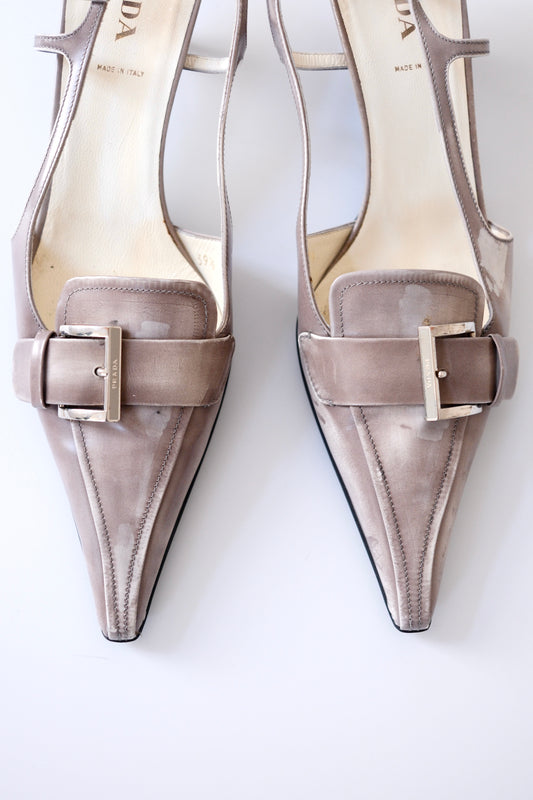 Prada SS 2018 grey leather kitten heel pointy slingback pumps