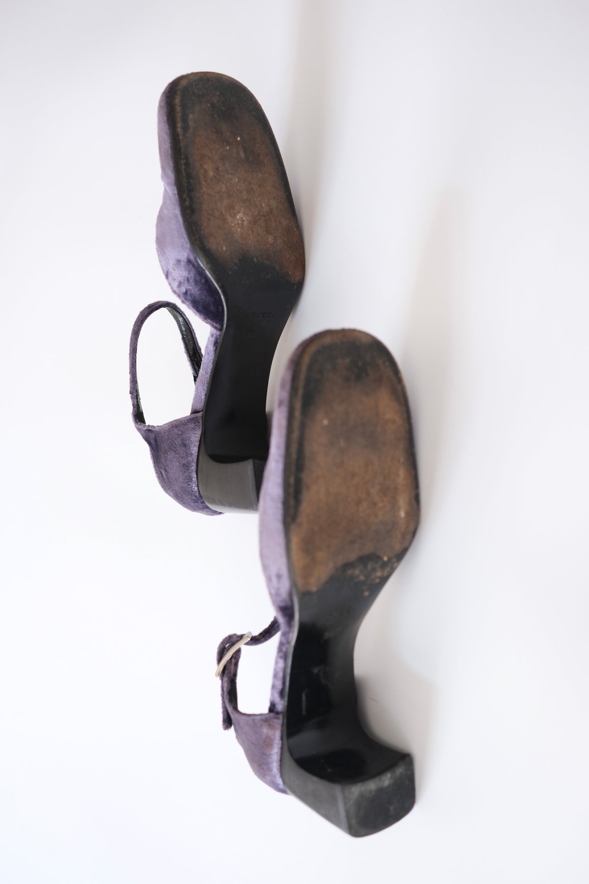 Gucci by Tom Ford light purple velvet mary jane pumps