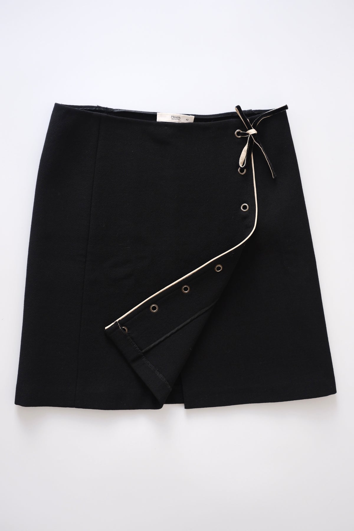 Prada FW 2004 black wool wrap mini skirt