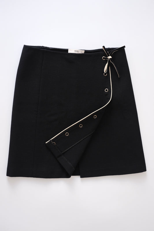 Prada FW 2004 black wool wrap mini skirt