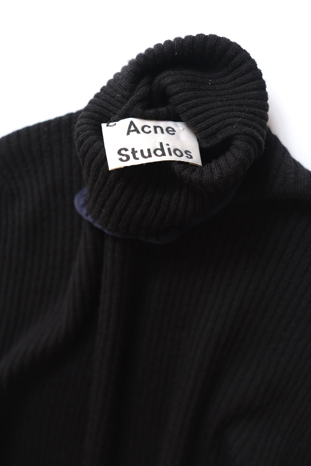 Acne Studios FW 2018 black turtleneck knit
