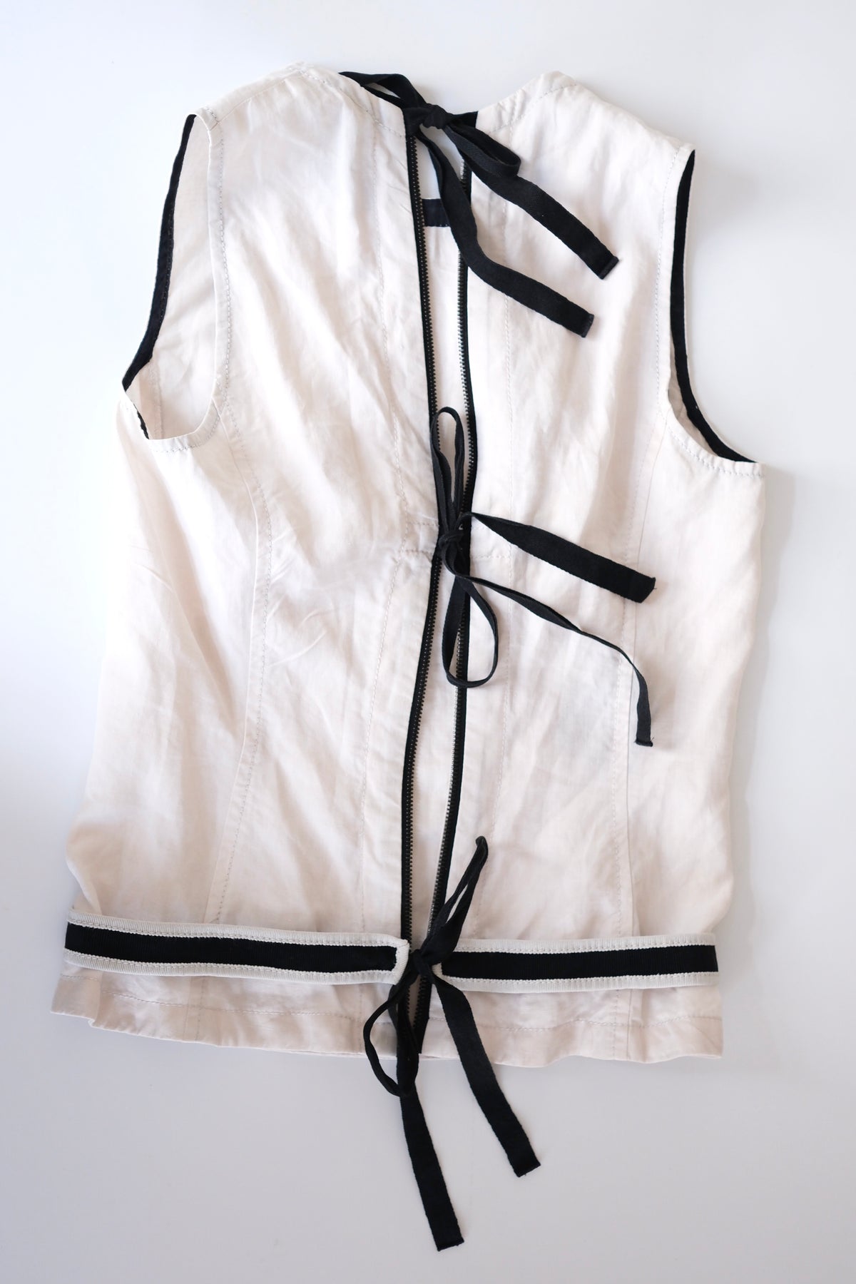 Prada SS 2009 white linen vest with contrasting black details