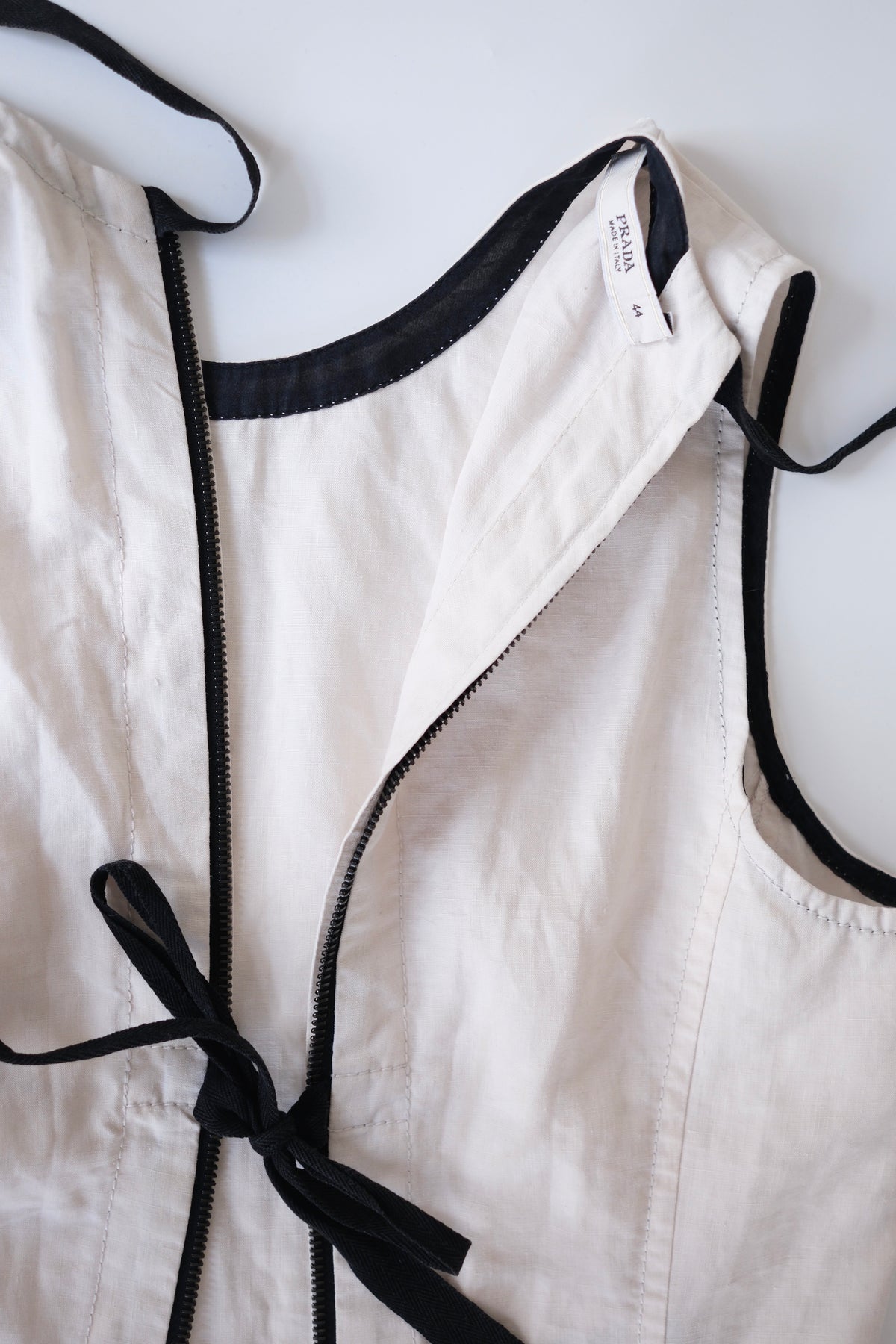 Prada SS 2009 white linen vest with contrasting black details