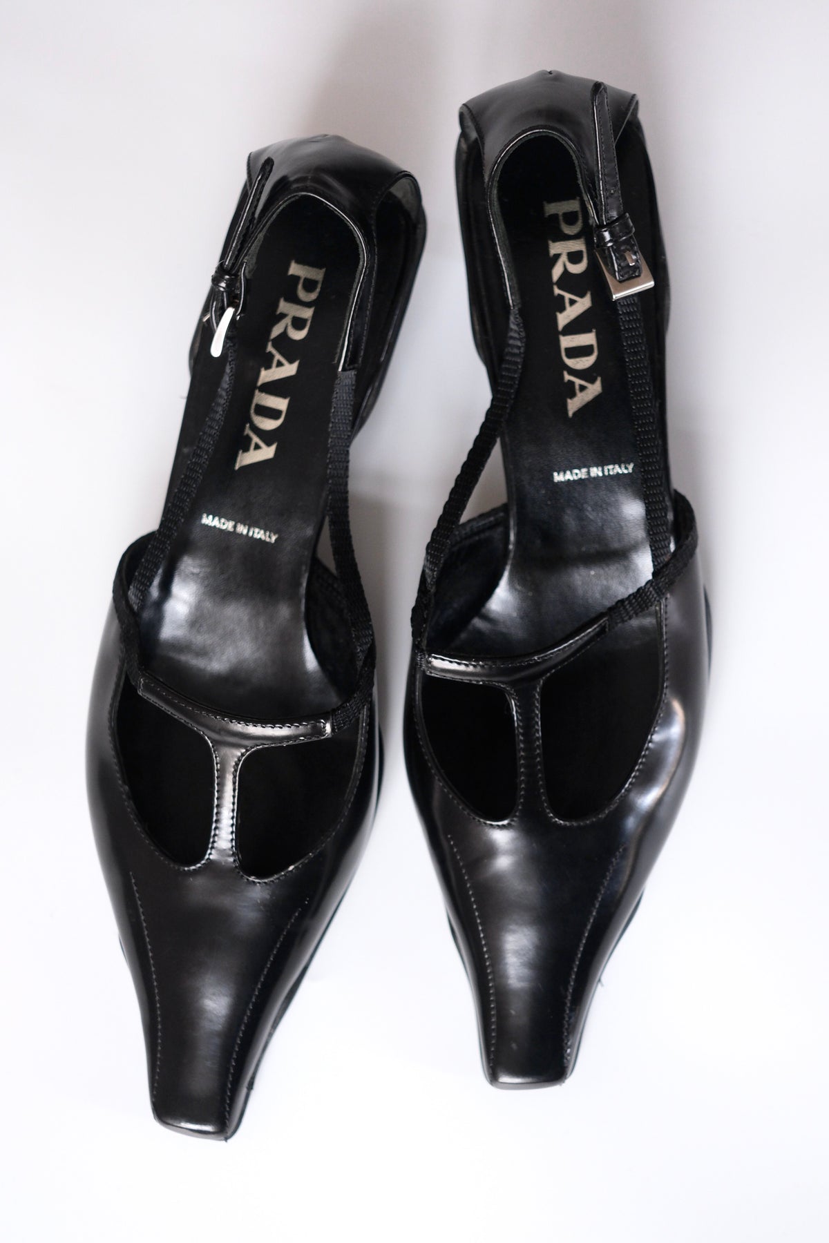 Prada SS 2000 black patent leather t-strap slingback kitten heels