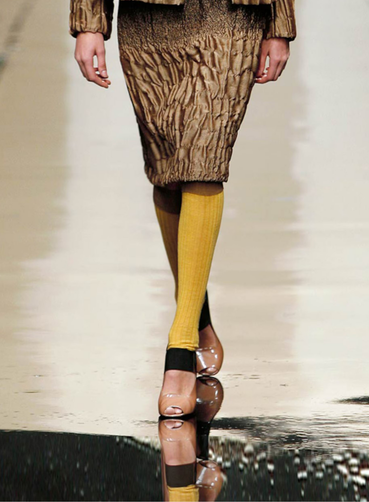 Prada FW 2007 black to gold ombré textured wool silk blend skirt